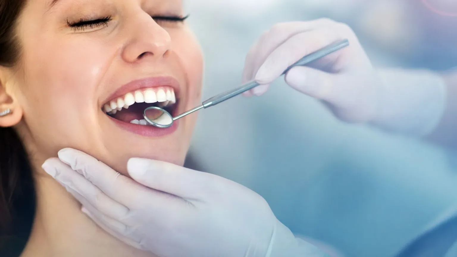 Refaire ses dents pas cher à l’étranger